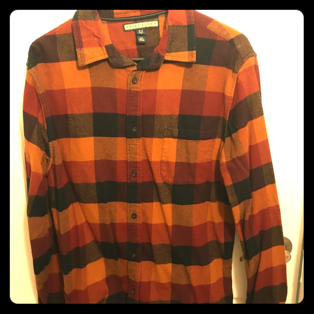Classic Fit Prince & Fox Button Up